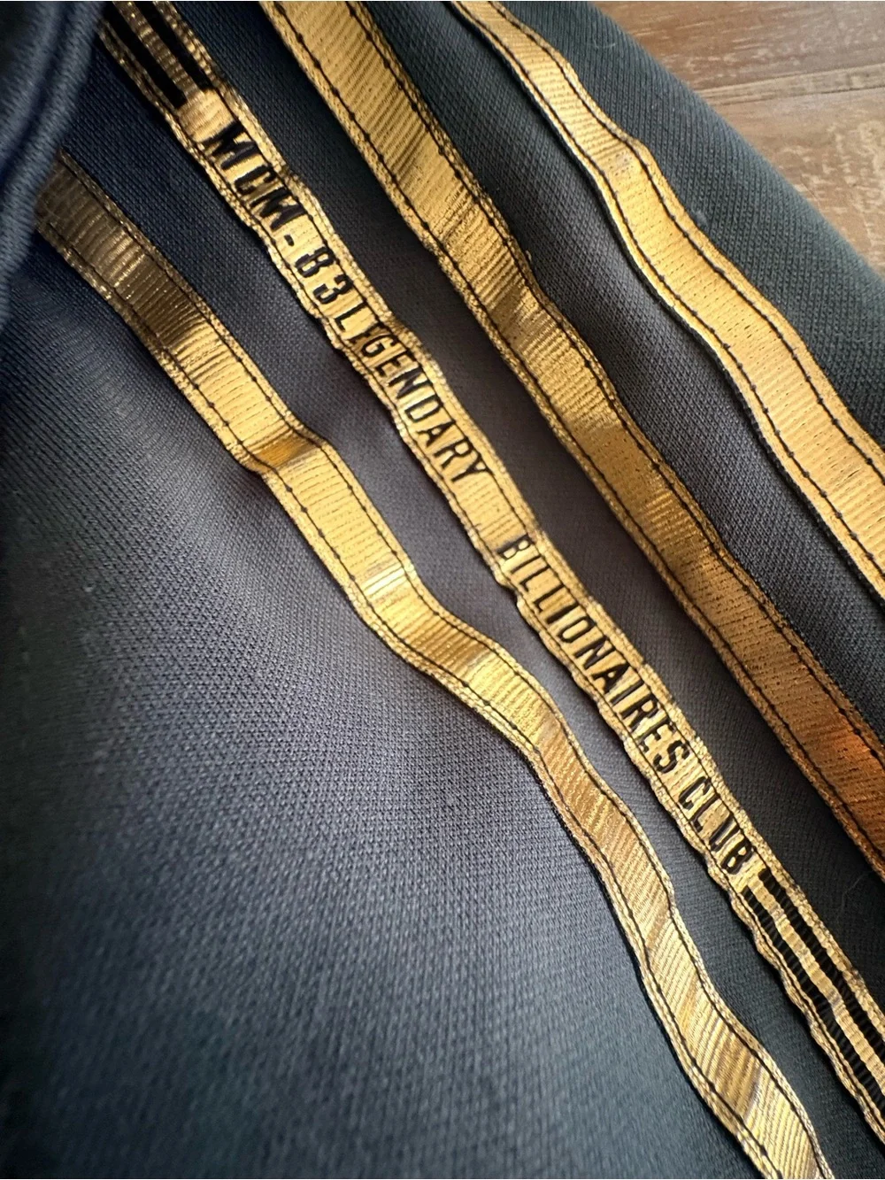 Switch Remarkable MCM-83 Legendary Billionaires Club Gold Track Jacket S